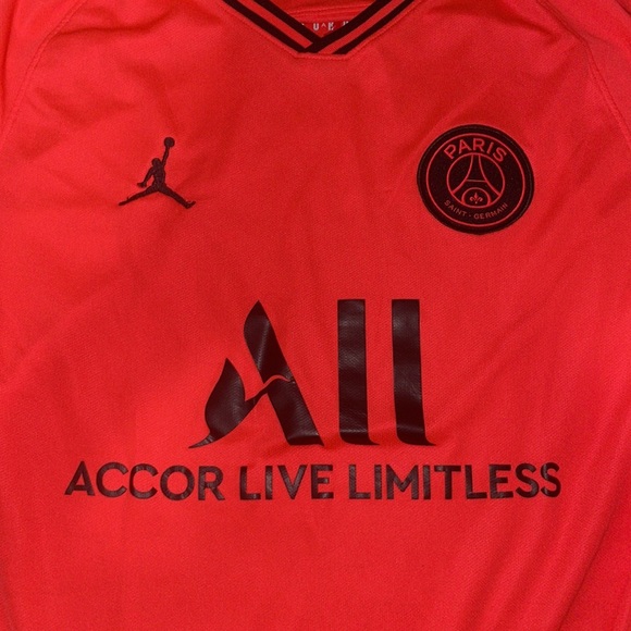 Paris Saint-German (PSG) Jersey - Picture 2 of 3